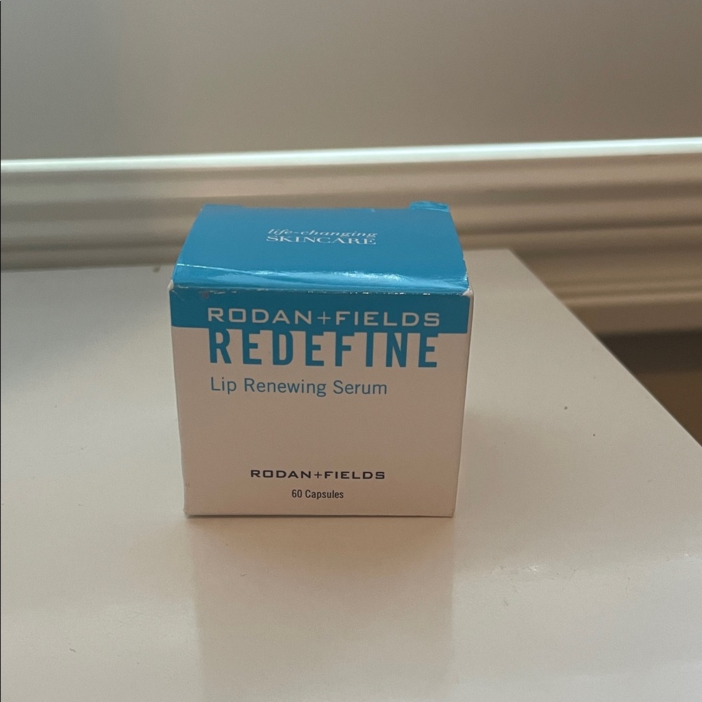 Rodan + Fields Redefine Lip Renewing Serum